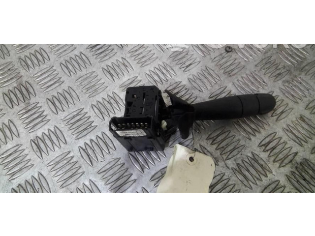 Ручка стеклоочистителей 6001551358 Dacia Logan I