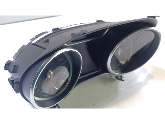 Přístrojová deska Mercedes-Benz GLA W156 2019 A1569005304, 0263698343