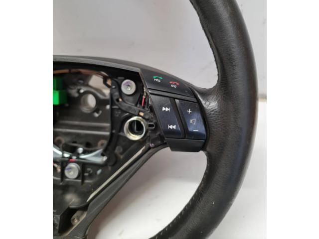 Руль Volvo V70  2005 - 2008 года 08666887      