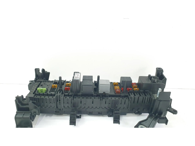 Pojistková skříňka A2465400240 Mercedes-Benz CLA C117 X117 W117 2015