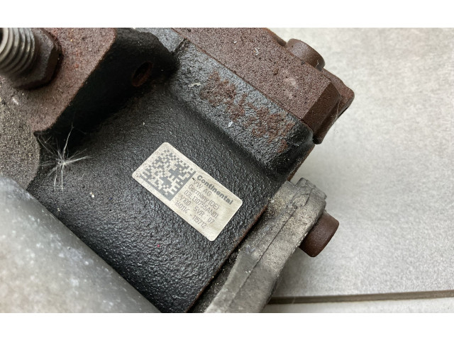 Топливный насос