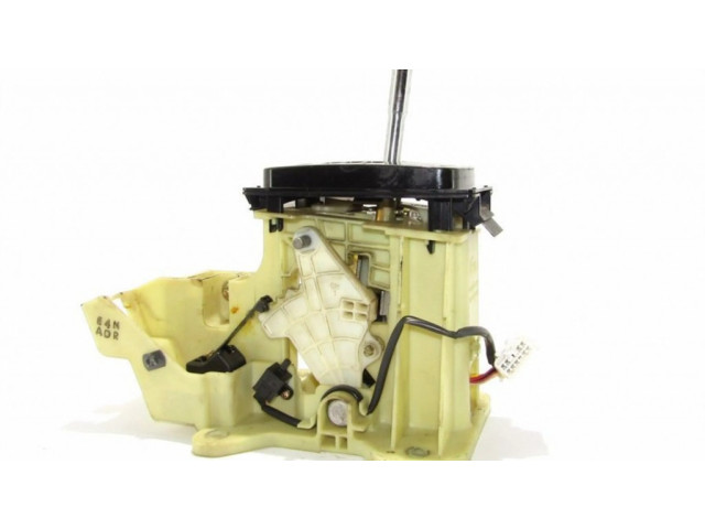 Механизм переключения передач (кулиса) (в салоне)