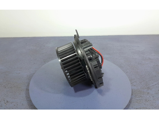 Вентилятор печки 5Q0907521F, 5Q0907521F Skoda Octavia Mk4