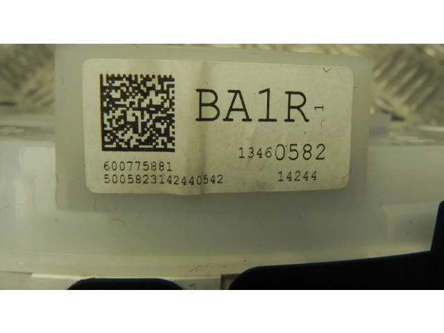 Přístrojová deska Opel Astra J 2014 13460582