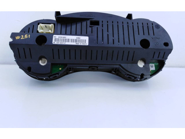 Přístrojová deska Mercedes-Benz R W251 2005 A251540814712, A2515498147