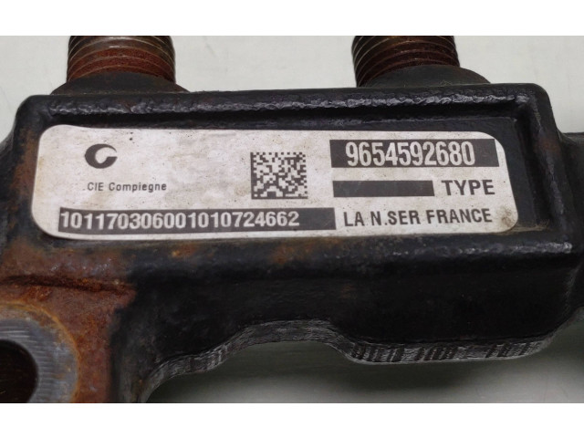 Топливная рампа 9654592680, 9655465480   Citroen C3   для двигателя 9H02