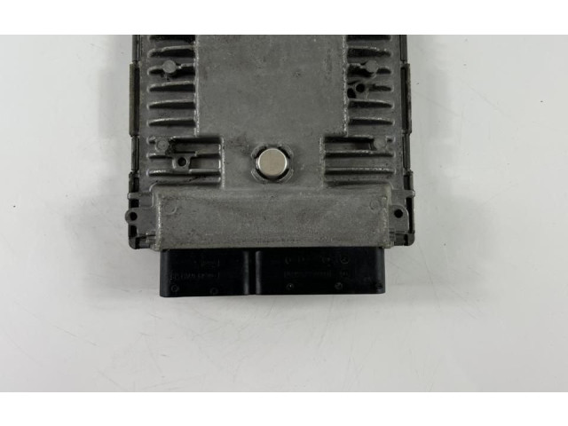 Блок управления двигателя 03F906070HL, NP121 Skoda Fabia Mk2 (5J)