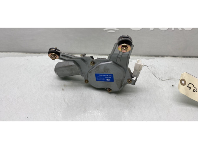 Моторчик заднего дворника 987001C000    Hyundai Getz