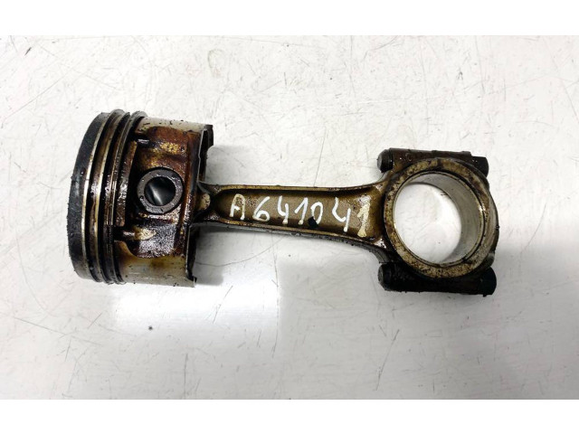 Поршень с шатуном Citroen Xsara Picasso
