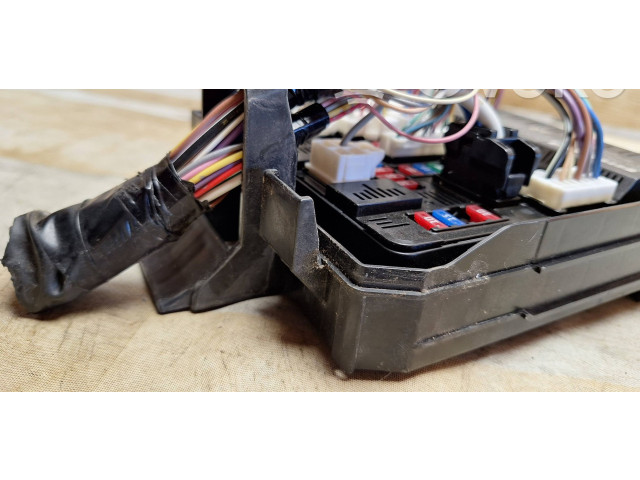 Блок предохранителей 284B94GB0A Infiniti Q50