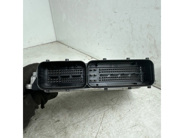 Блок управления двигателя 04C907309BB, 0261S17849 Audi A1