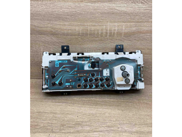 Панель приборов 7700806691, EU   Renault Clio I       