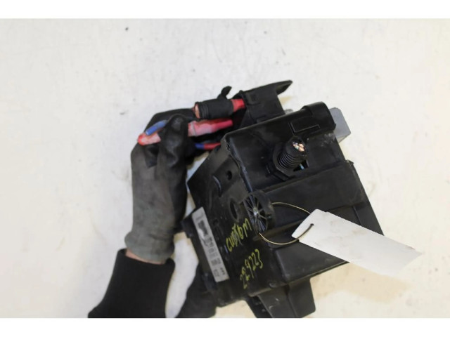 Блок предохранителей Ford Transit Custom