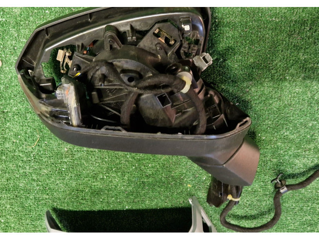 Зеркало электрическое Audi Q3 8U 2011 - 2016 года