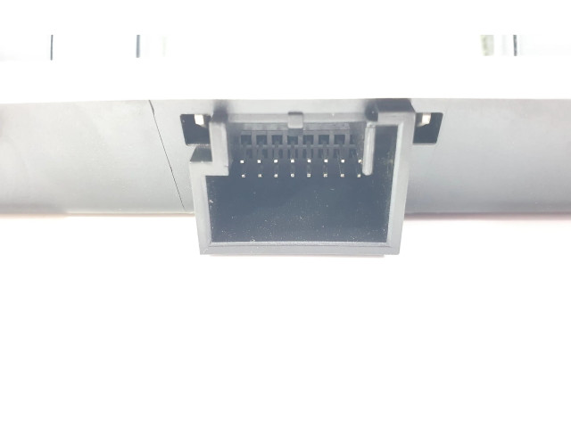 Дисплей    7L6919044M   Volkswagen Transporter - Caravelle T5