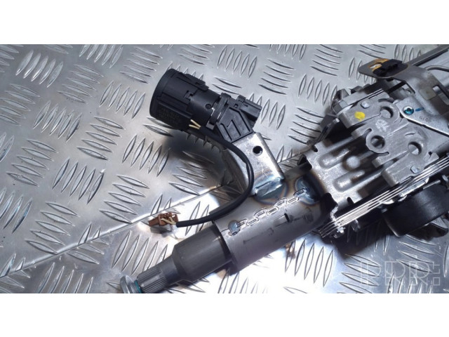 Крестовидная связь оси рулевого колеса