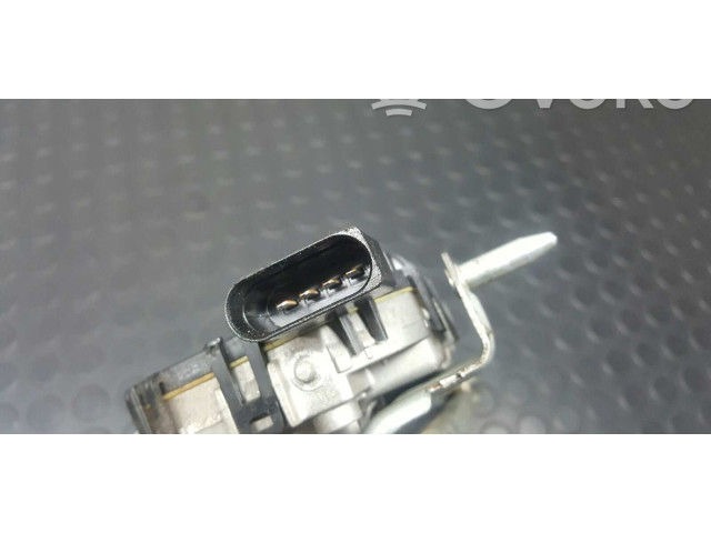 Двигатель стеклоочистителей 6R1955023C, 3397021393 Seat Ibiza IV (6J,6P)