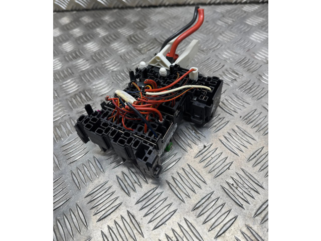 Блок предохранителей 5Q0937615C, 061040   Skoda Superb B8 (3V)    