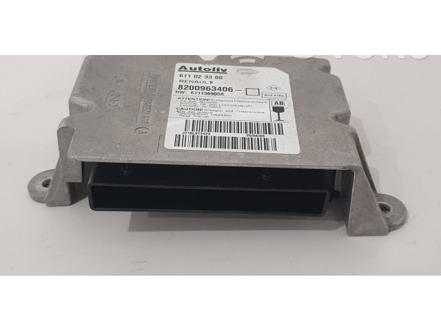 Блок подушек безопасности 8200963406, 611023300   Renault Clio III