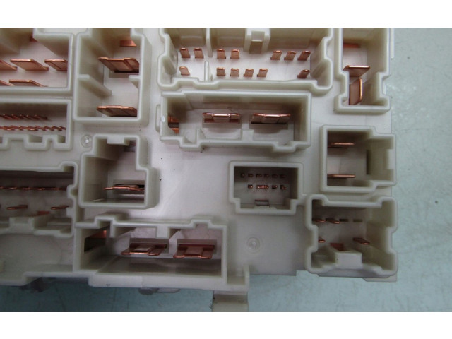 Блок предохранителей  243506RA1B   Nissan X-Trail T33    