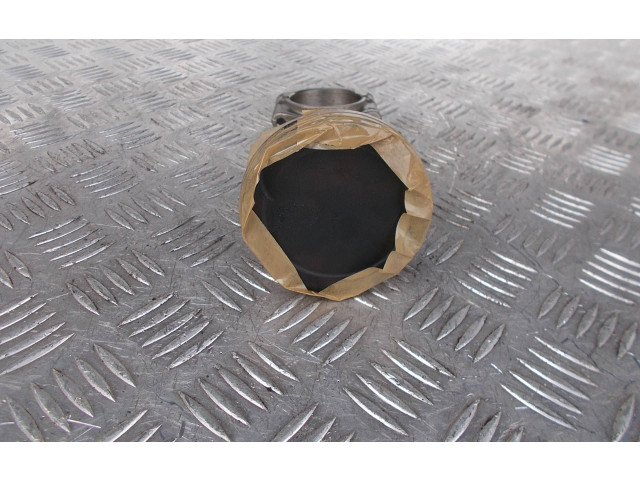 Поршень с шатуном B3154T5 N193B, FM-QD Volvo XC40