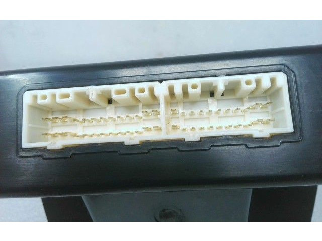 Блок управления климат-контролем 972501K270GU   Hyundai ix20