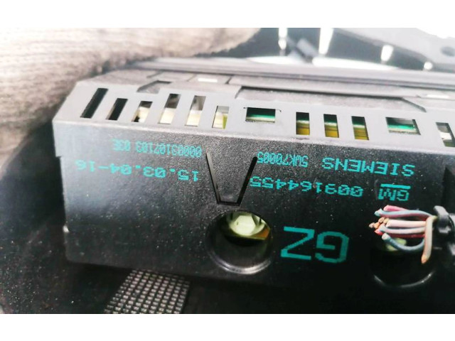 Дисплей 009164455 Opel Meriva A