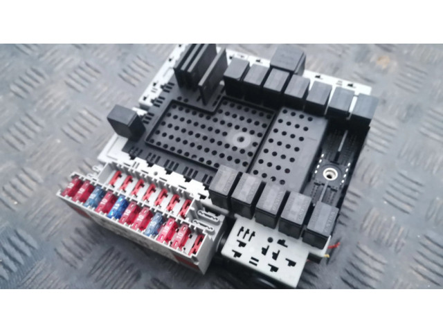 Pojistková skříňka 9494673, 9171105 Volvo S80 2000