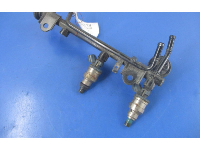 Vstřikovací lišta Subaru Justy ---