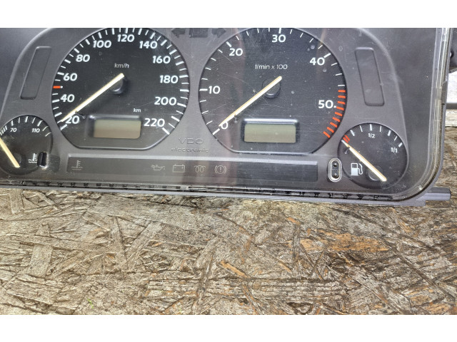 Панель приборов 1H6919033 Volkswagen Vento