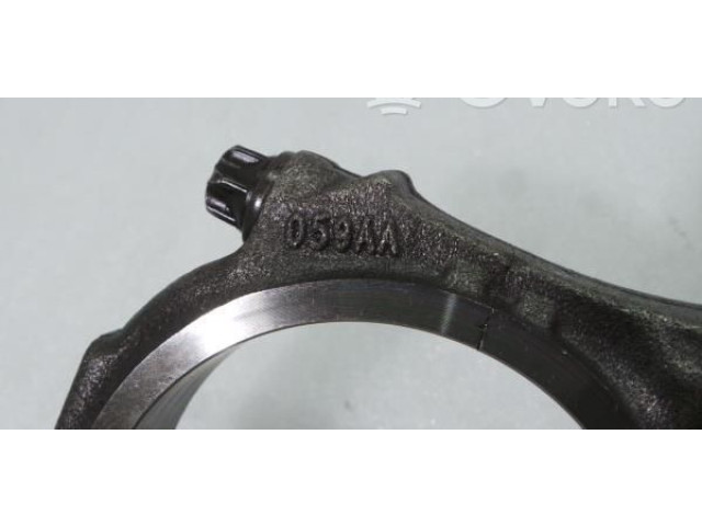 Píst 059AA Audi Q7 4L