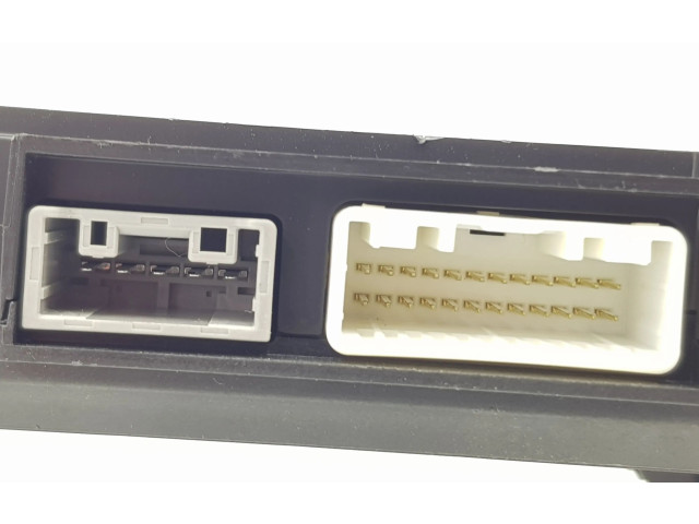 Блок управления D41S675Z0, D41S675Z0   Mazda 3