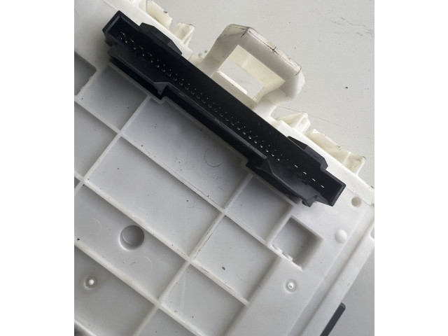 Pojistková skříňka 2353R20, 23233C5U4 Suzuki Ignis 2021