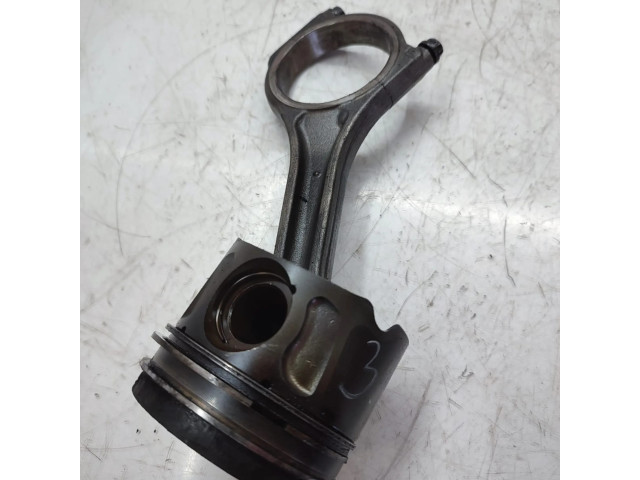 Píst Land Rover Range Rover L322 pro naftový motor 3.0