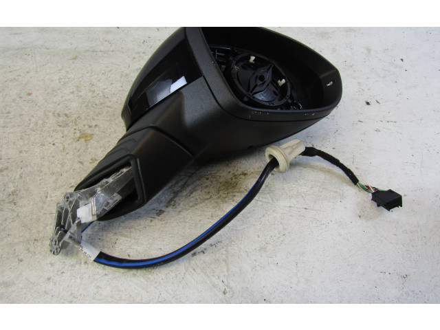 Зеркало электрическое Volkswagen Golf VIII 2019 - года