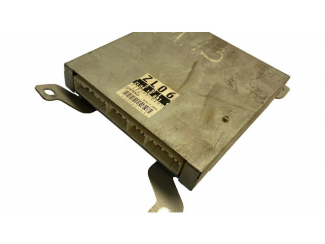 Блок управления двигателя 2797000201, ZL0618881 Mazda 323 F