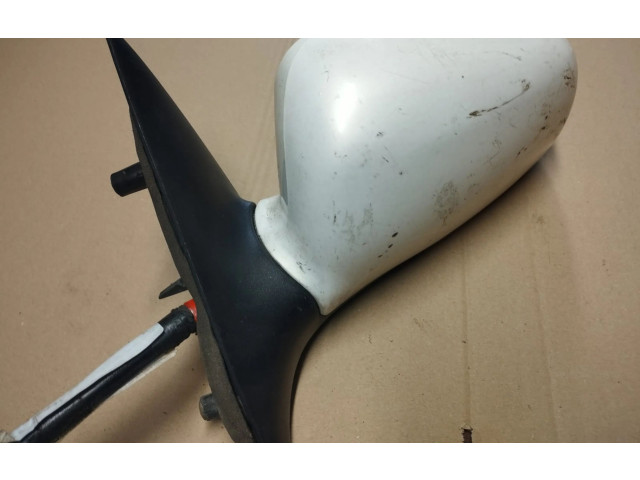 Zpětné zrcátko Lincoln Town Car 2000 F8VB17683