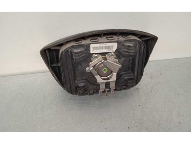 Подушка безопасности водителя 8200136331   Renault Trafic II (X83)