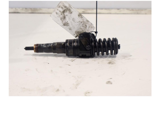 Форсунка     Volkswagen PASSAT B6  BMP 