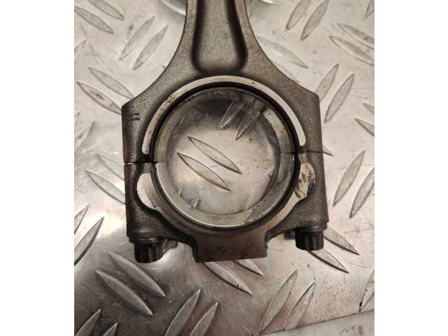  Поршень с шатуном D5244t15 81l123  Volvo V60  