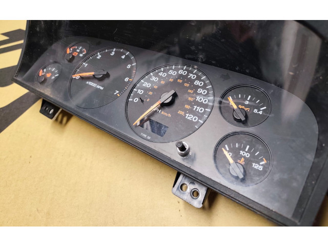 Панель приборов 56042077AC   Jeep Grand Cherokee (WJ)       