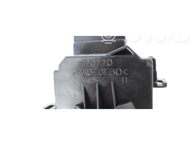 Ручка стеклоочистителей 17D770   Volvo C30