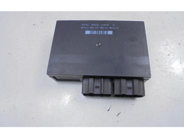 Блок комфорта 1C0962258J, 1C0962258J Skoda Octavia Mk2 (1Z)