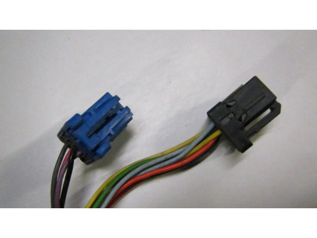 Зеркало электрическое левое Chevrolet Tahoe