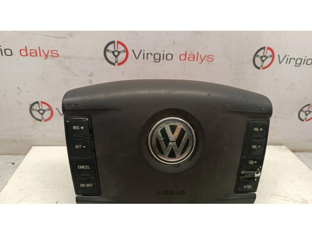 Подушка безопасности водителя 7l6880201bp   Volkswagen Touareg I