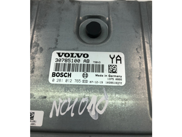 Блок управления двигателя 30785100AB, 0281012765   Volvo V70