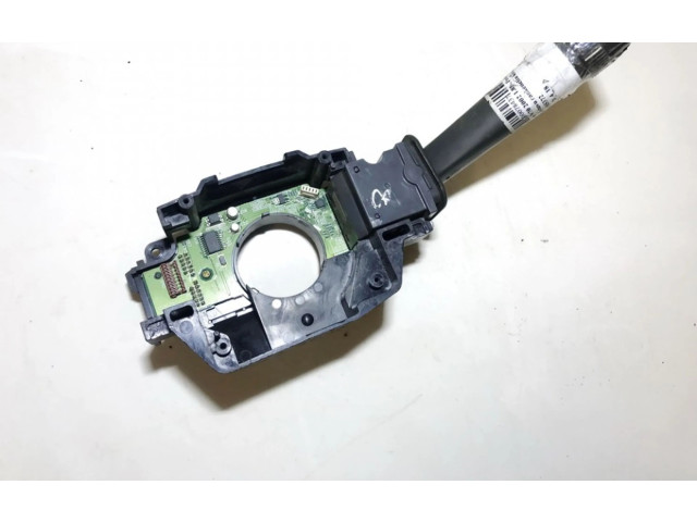 Ручка стеклоочистителей 8685372   Volvo V70