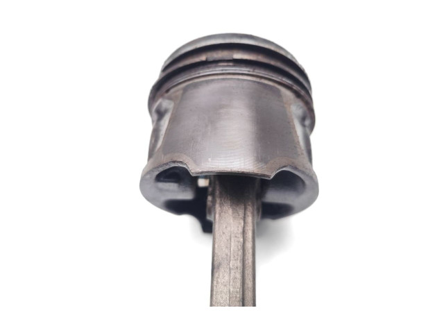 Píst K9K832 Renault Megane III K9K832