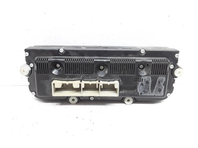 Блок управления климат-контролем 74677532   Volkswagen PASSAT