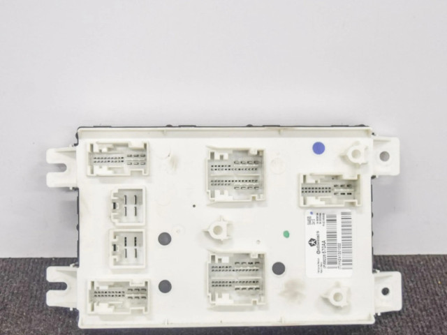 Блок комфорта 68230066AA, 68226670AA Maserati Ghibli